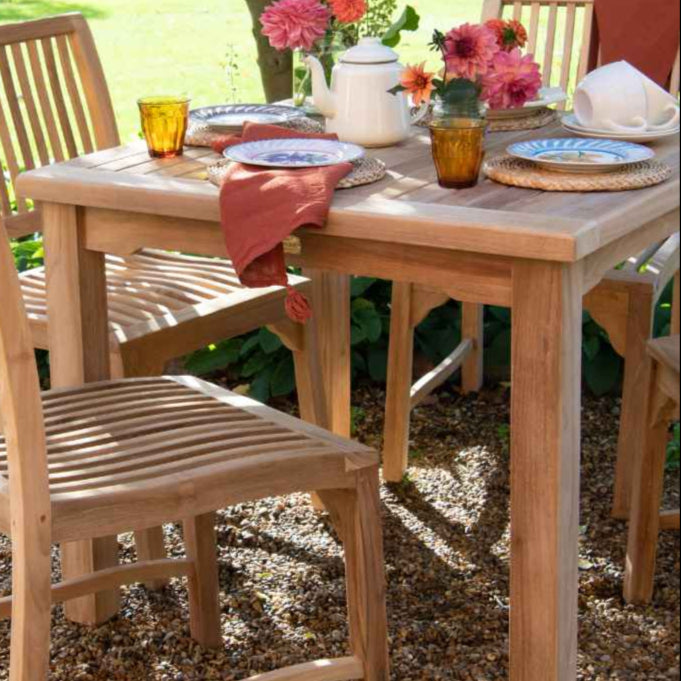 Lily Square Table